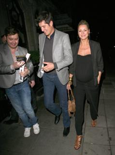 Tess Daly feet photo thumbnail