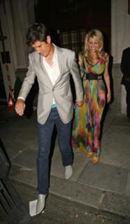 Tess Daly feet photo thumbnail