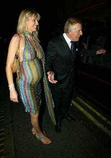 Tess Daly feet photo thumbnail