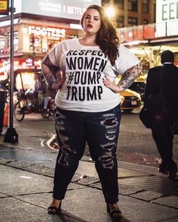 Tess Holliday feet photo 11