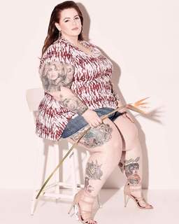 Tess Holliday feet photo 8
