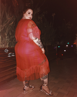 Tess Holliday feet photo 15