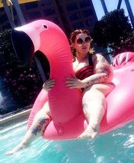 Tess Holliday feet photo 7
