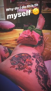 Tess Holliday feet photo 17