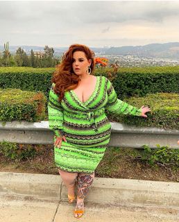 Tess Holliday feet photo 16