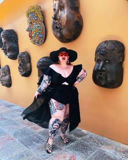 Tess Holliday feet photo 14