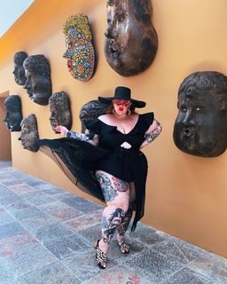 Tess Holliday feet photo 13