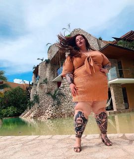 Tess Holliday feet photo 12