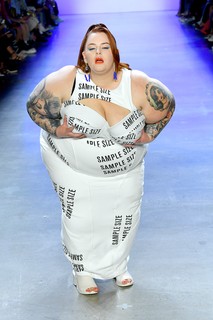 Tess Holliday feet photo 4