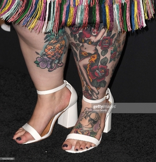 Tess Holliday feet photo 8