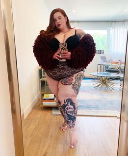 Tess Holliday feet photo 12