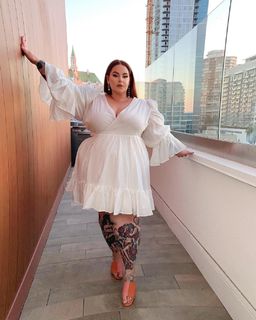 Tess Holliday feet photo 8