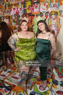 Tess Holliday feet photo 17