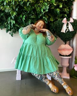 Tess Holliday feet photo 9