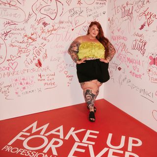 Tess Holliday feet photo 12