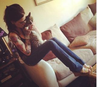 Tess Taylor feet photo 11
