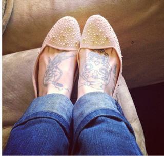 Tess Taylor feet photo 1