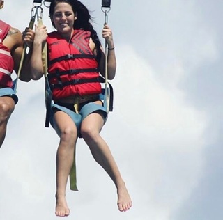 Tessa Blanchard feet photo thumbnail