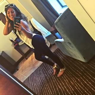Tessa Blanchard feet photo thumbnail