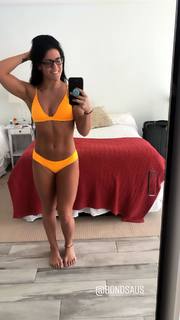 Tessa Blanchard feet photo thumbnail