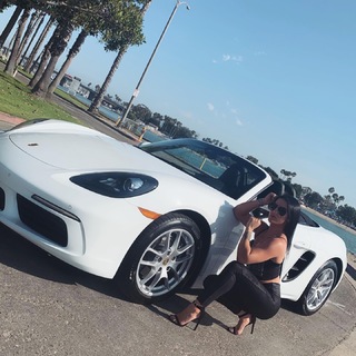 Tessa Blanchard feet photo thumbnail