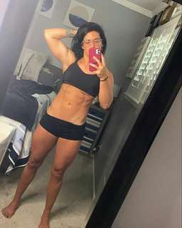 Tessa Blanchard feet photo thumbnail