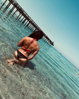 Tessa Blanchard feet photo thumbnail