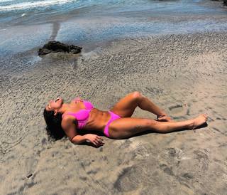 Tessa Blanchard feet photo thumbnail