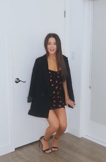Tessa Brooks feet photo thumbnail