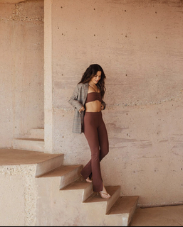 Tessa Brooks feet photo thumbnail