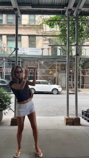 Tessa Brooks feet photo thumbnail