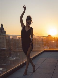 Tessa Brooks feet photo thumbnail