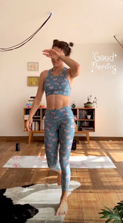 Tessa Ia feet photo 15