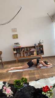 Tessa Ia feet photo 10