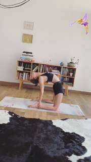 Tessa Ia feet photo 7