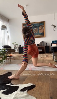 Tessa Ia feet photo 5