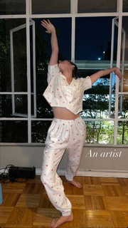 Tessa Ia feet photo 5