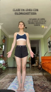 Tessa Ia feet photo 14