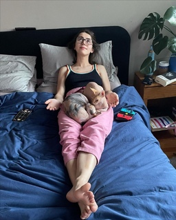 Tessa Ia feet photo 15