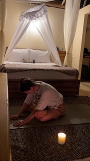 Tessa Ia feet photo 20