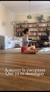 Tessa Ia feet photo 17