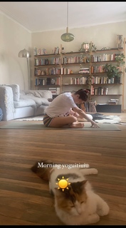 Tessa Ia feet photo 11