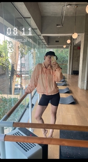 Tessa Ia feet photo 3