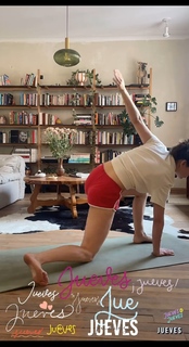 Tessa Ia feet photo 20