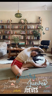 Tessa Ia feet photo 15