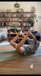 Tessa Ia feet photo 10