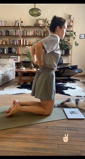 Tessa Ia feet photo 4