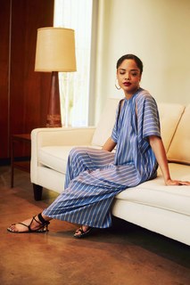 Tessa Thompson feet photo thumbnail