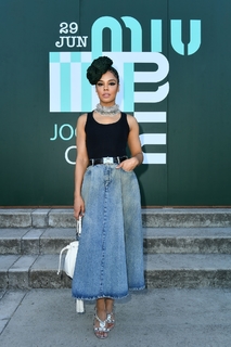 Tessa Thompson feet photo thumbnail