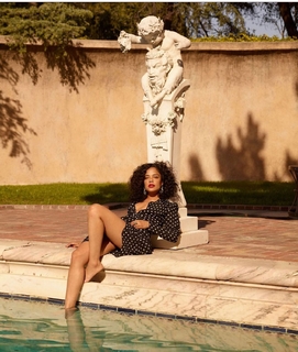 Tessa Thompson feet photo thumbnail